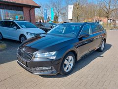 Superb Combi 2,0 TDI Ambition DSG*NAVI*LED*Sthzg