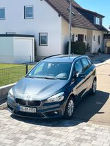 BMW 216 Active Tourer 216i - - BMW 216 Active Tourer von privat