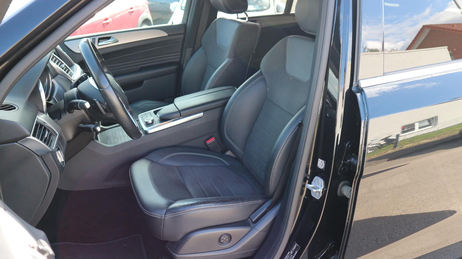 Mercedes-Benz ML 350 CDI BlueTec 4Matic AHK/Leder/NAVI/Xenon..