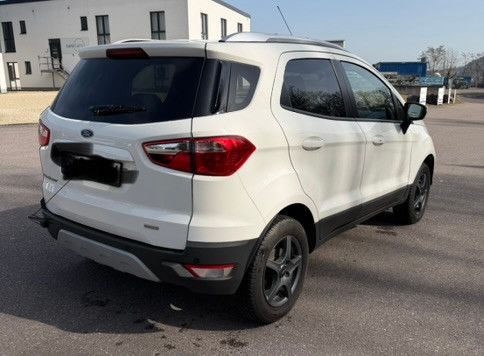 Fahrzeugabbildung Ford EcoSport Titanium 8fach Bereift ALUFelgen