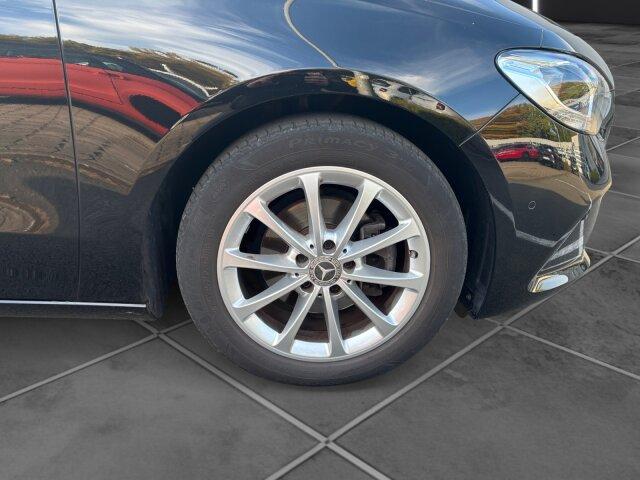 Mercedes-Benz B 180 Progressive MBUX Rückfahrkamera Tempomat