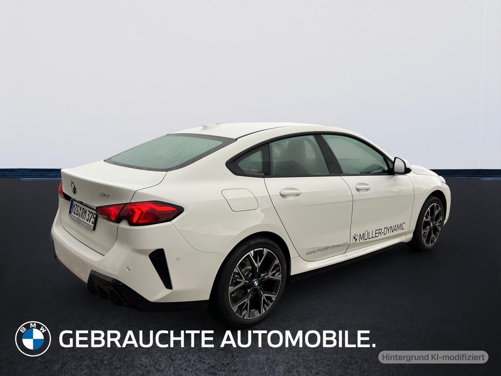 BMW 216 GRAN COUPÈ M SPORT DESIGN PARKING DRIVING AS