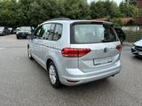 Volkswagen Touran 1.5 TSI Comfortline (EURO 6d-TEMP)Navi++ - Volkswagen Touran: Eu