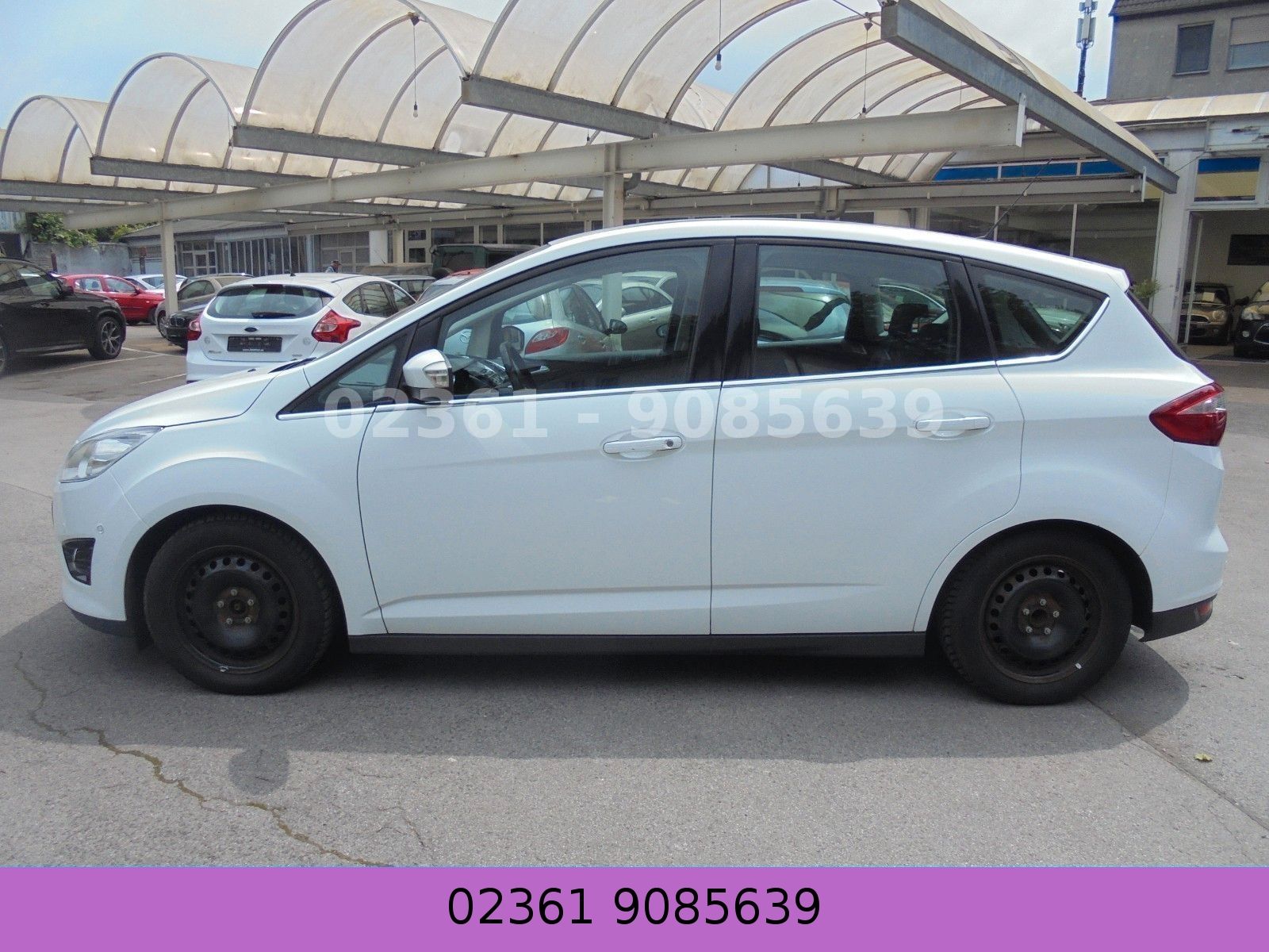 Fahrzeugabbildung Ford C-MAX Titanium/Klima/Navi/Pdc+Kamera/Steuerkette