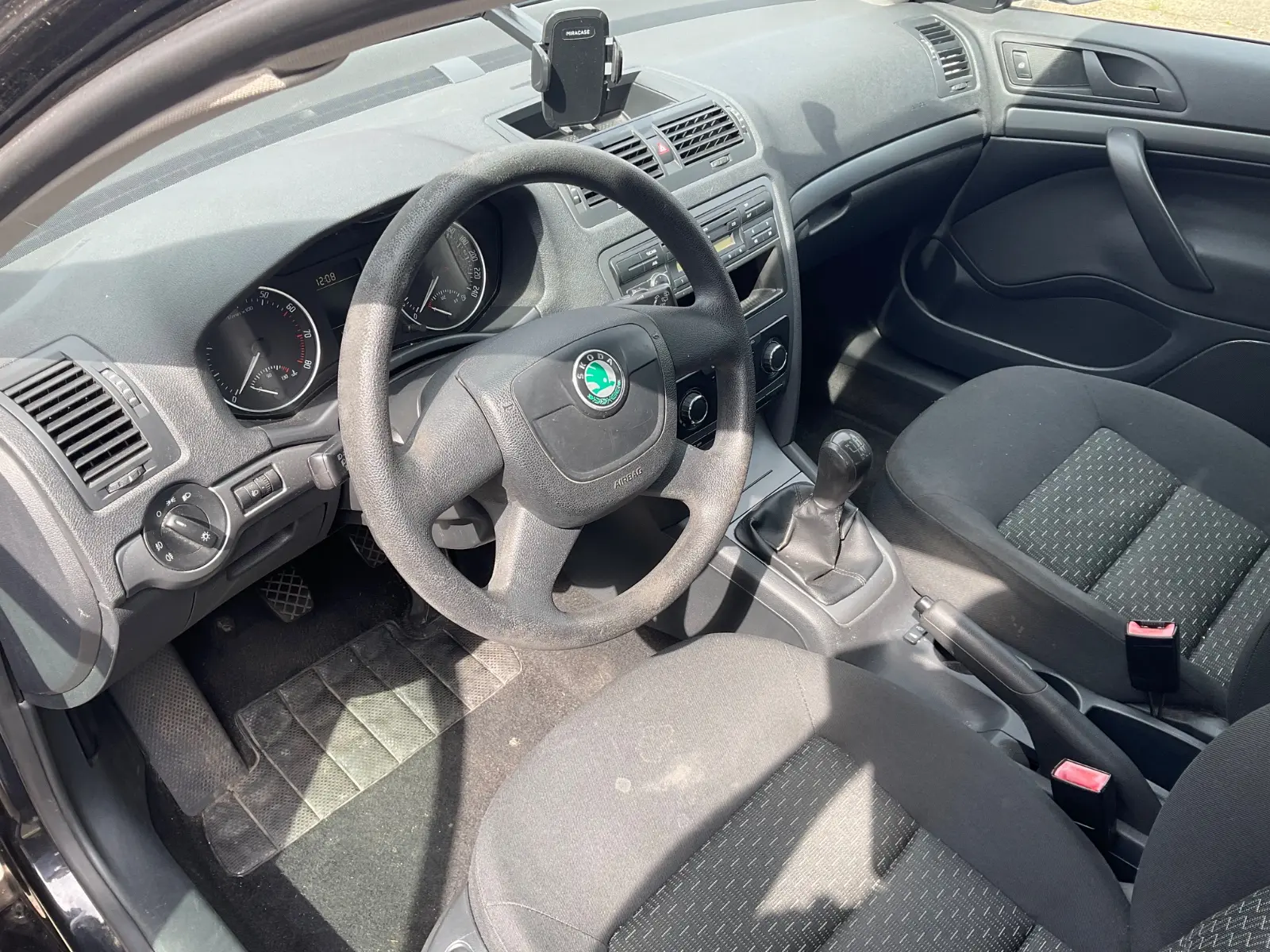 Skoda Octavia 2010 — photo 9