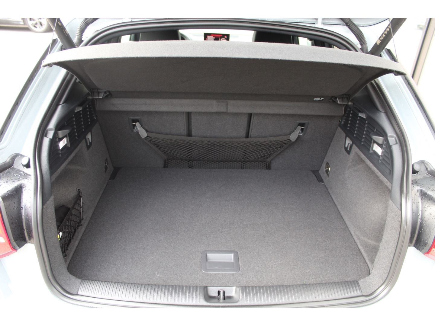 Q2 35TFSI Str. Assistenz*Navi*S-Line*Stylepaket!