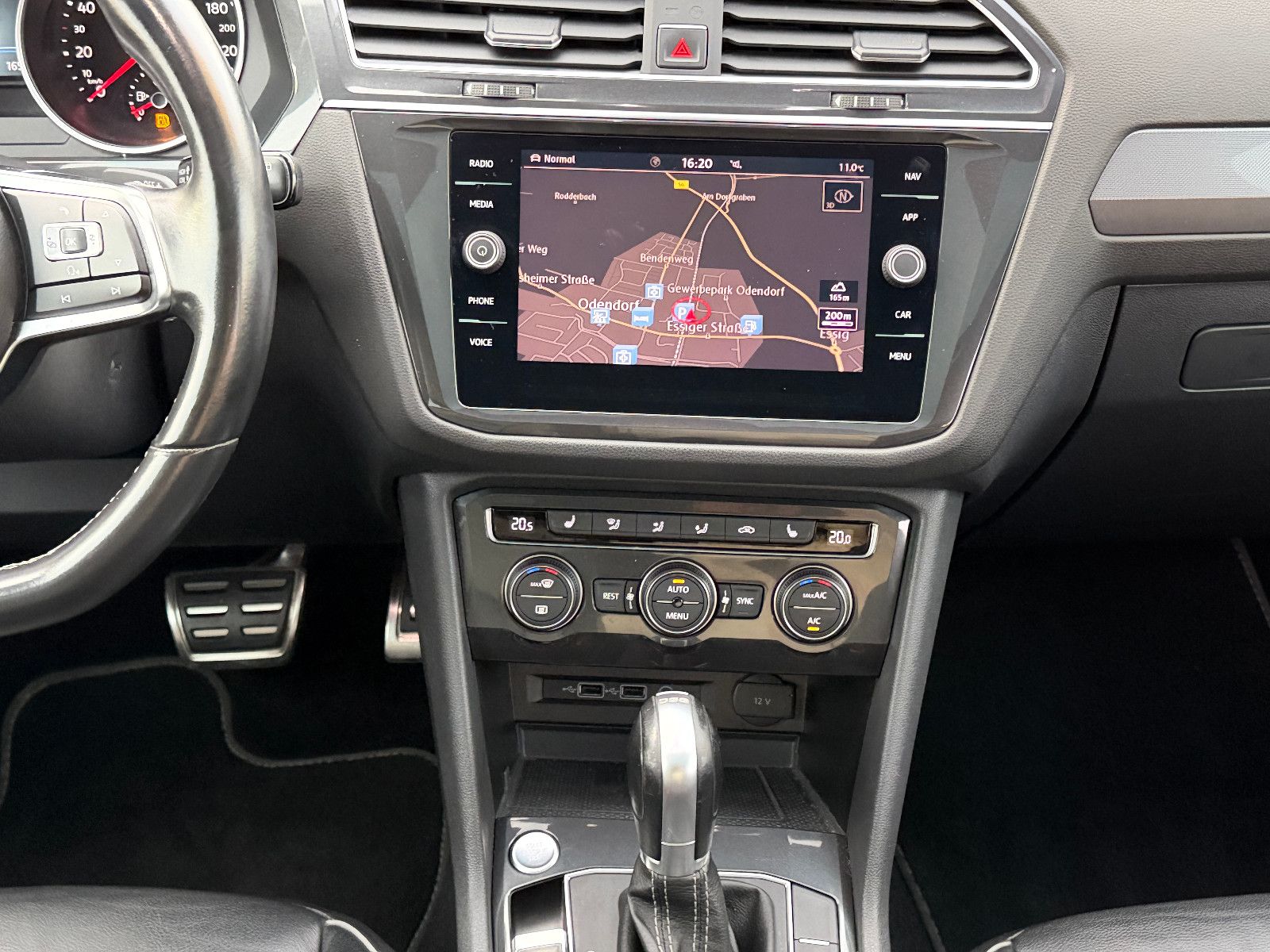 Fahrzeugabbildung Volkswagen Tiguan Allspace Highline 4Motion/R-LINE/PANO/LED