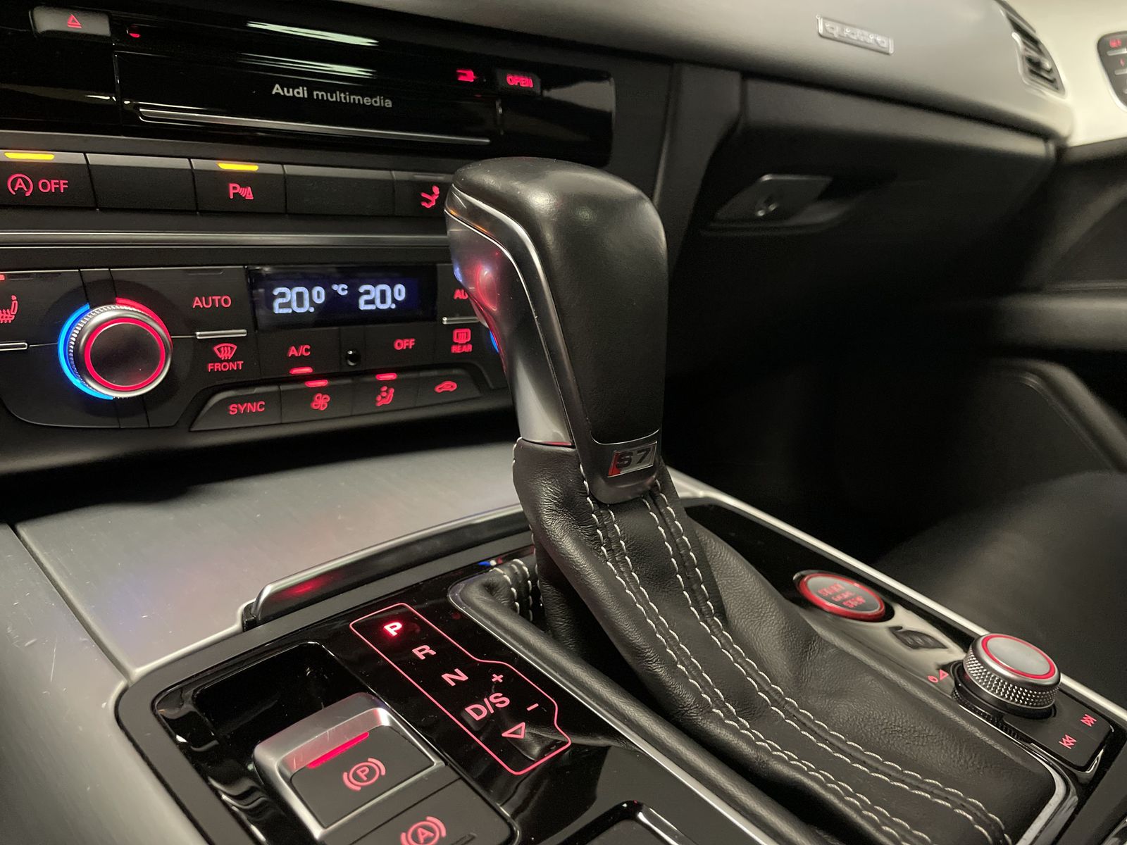 Audi S7 4.0TFSI Quattro*Matrix*S-Dach*Memory*Head-UP* foto 29