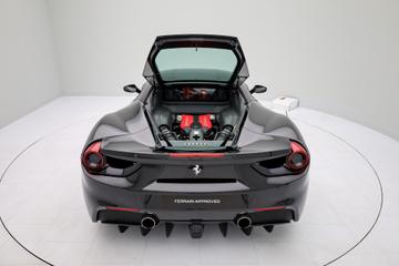 صورة مصغرة 29 لـ 2016 Ferrari 488 GTB