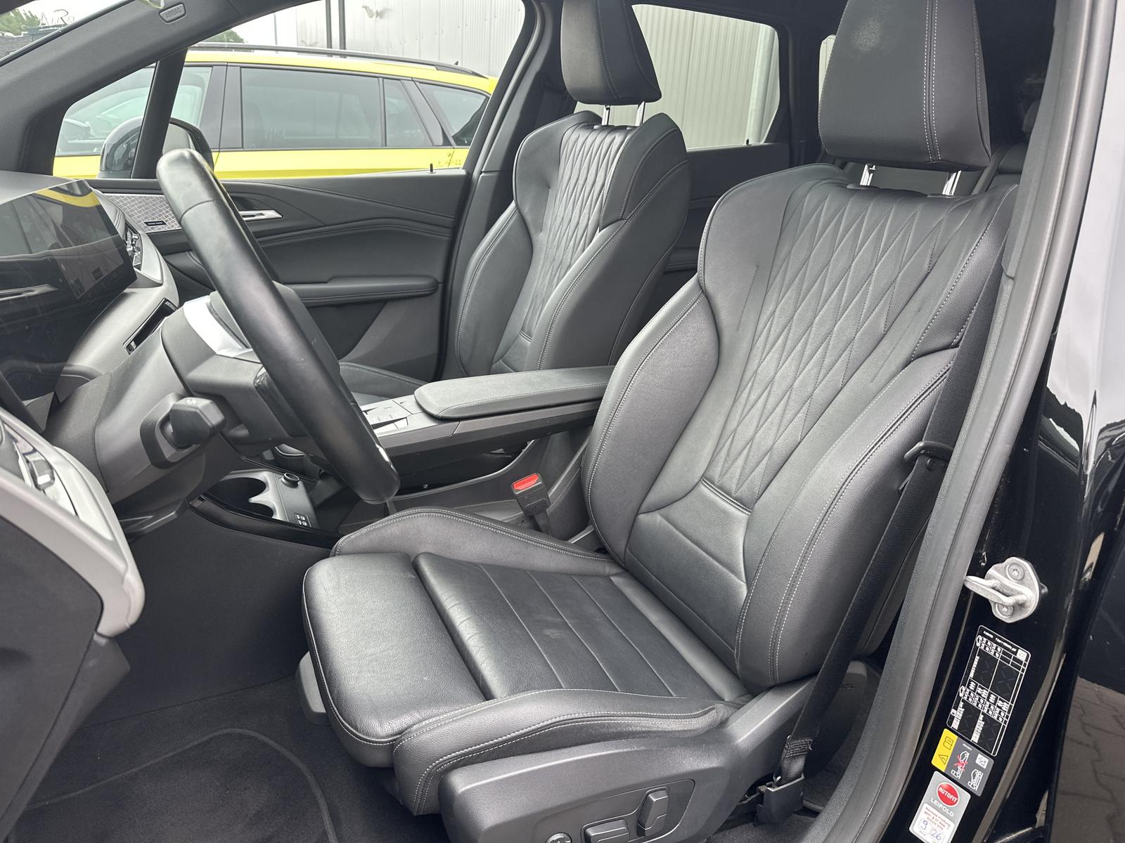 BMW 230 Active Tourer e xDrive NAV+LED+AHK+360°