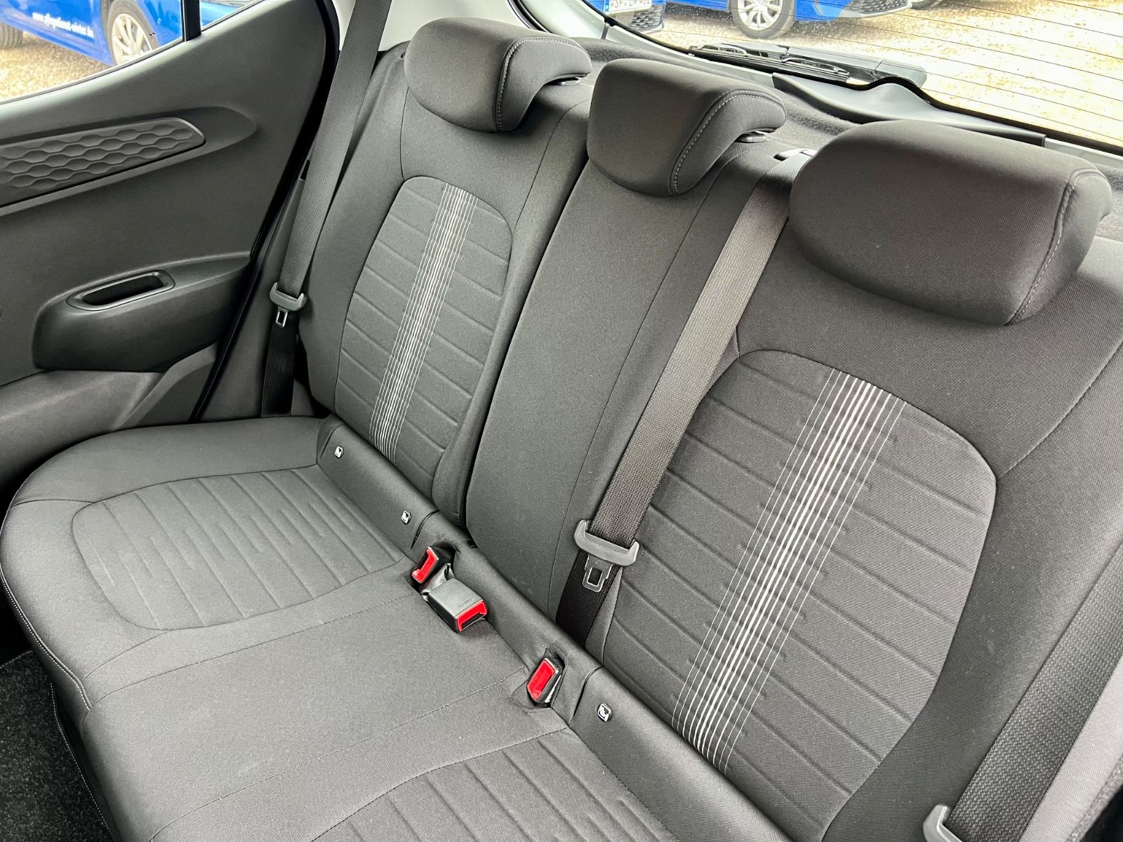 HYUNDAI i10 Trend KLIMA KAMERA NAVI SHZ