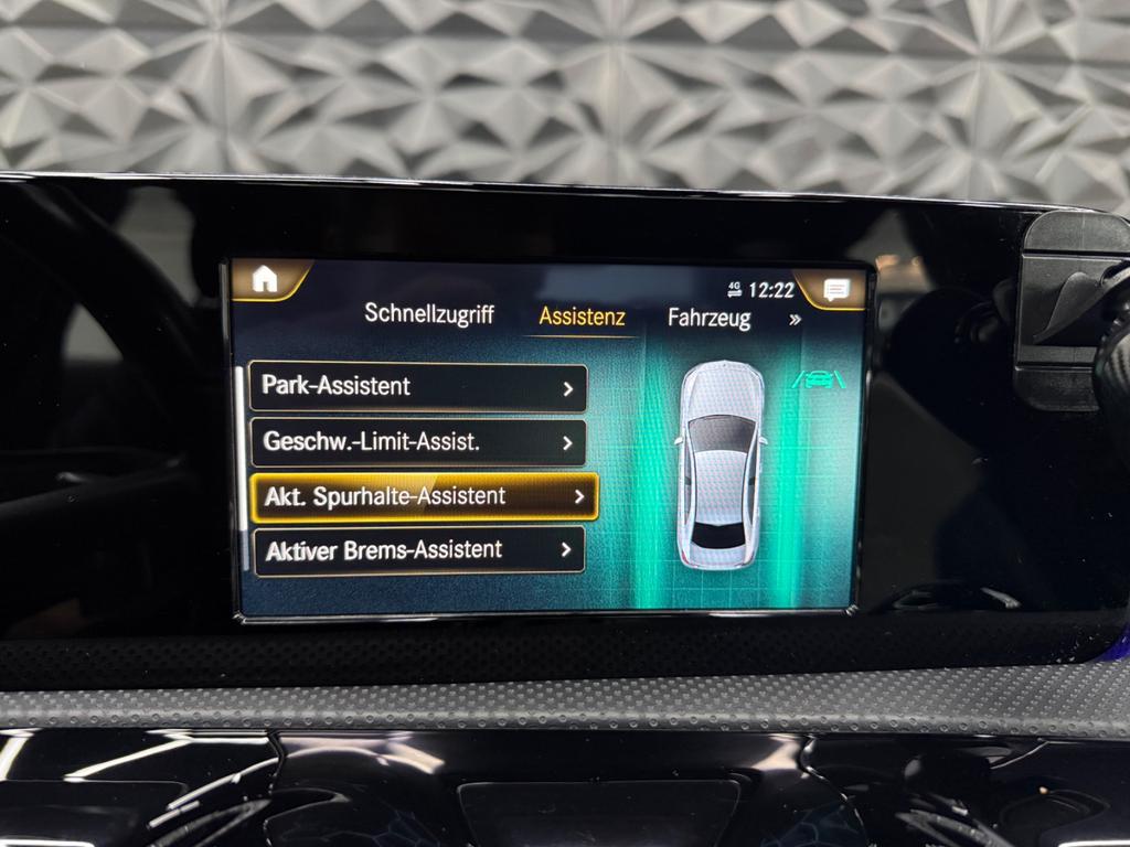 Mercedes-Benz A 180d AMG Limousine, Foto 36 von 50