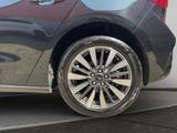 Ford Focus Titanium X Lim. Navi - Ford Focus Titanium mit Benzin-Antrieb