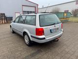 Volkswagen VW Passat 1.8 Kombi *1.Hand* B5 TÜV 6/26 A... - Volkswagen Passat: Kombi, 2.5