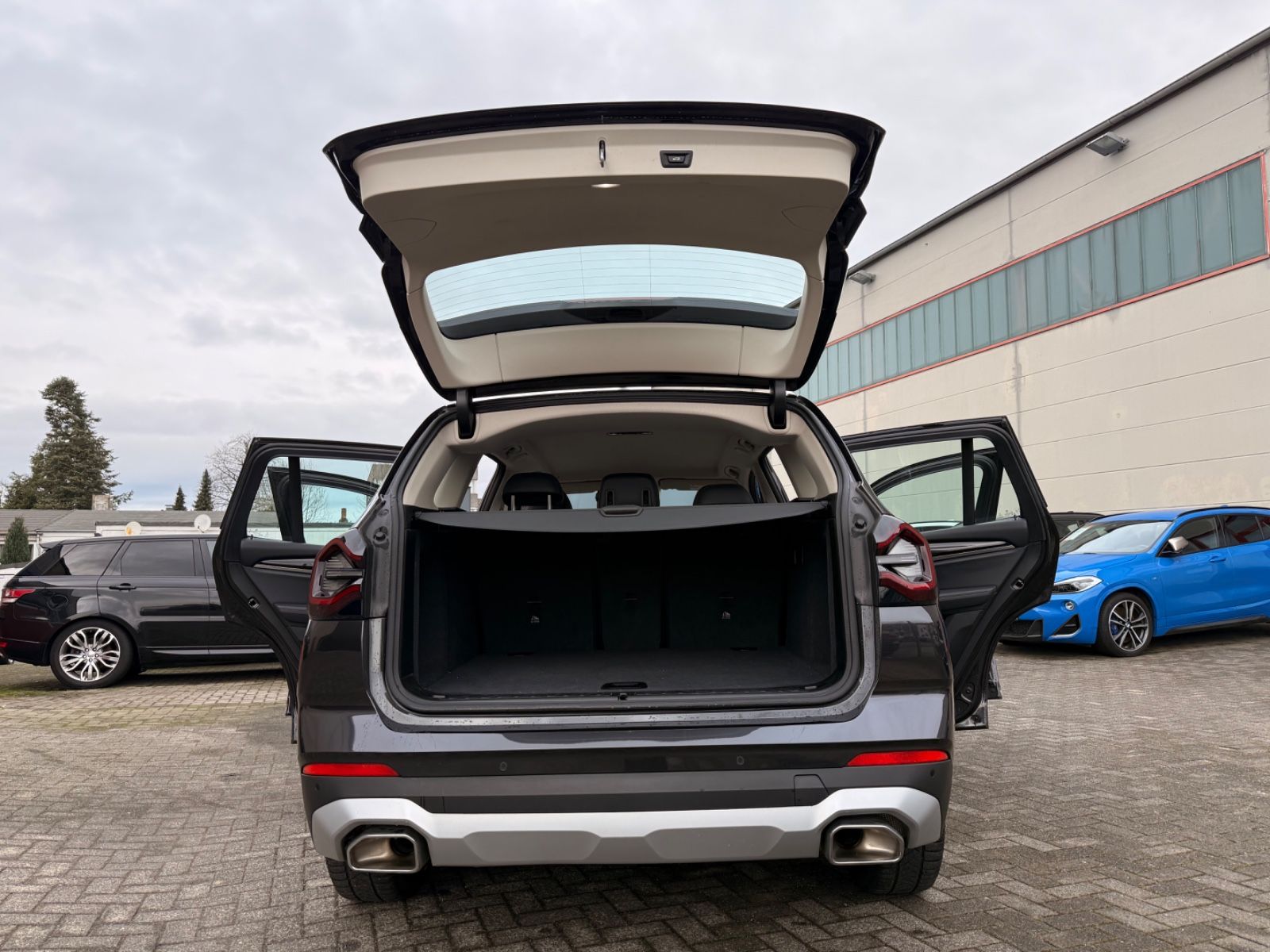 BMW X3 xDrive 20 d LEDER NAVI AUTOMATIK NEUES MODELL foto 14