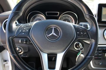 Mercedes-Benz CLA 200 Lim. *sehr gepflegt*