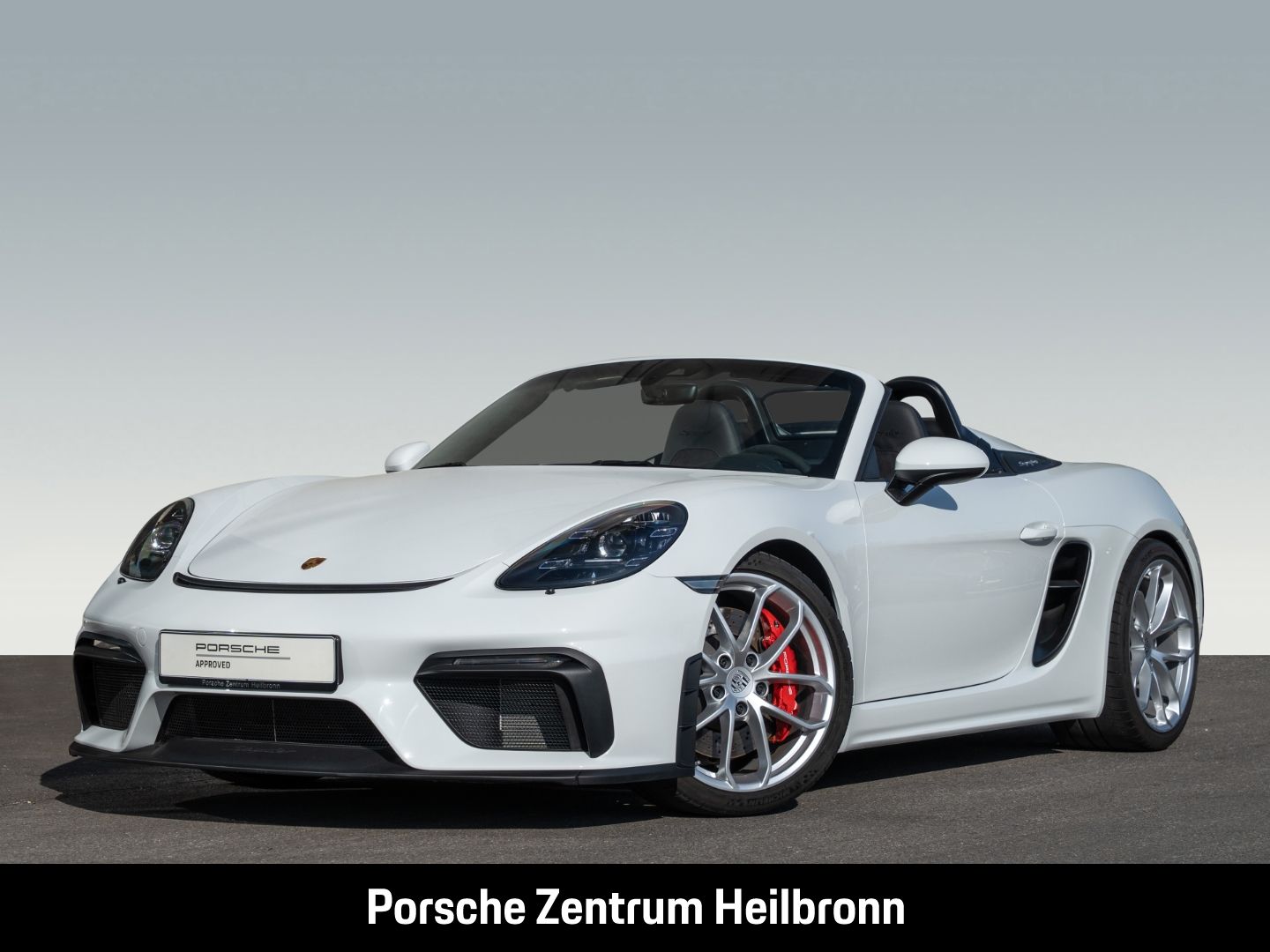 PORSCHE 718 Spyder Rückfahrkamera Sportabgasanlage LED