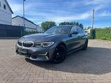 BMW 320d Lim. xDrive Luxury Line VIRTUAL*LED*HUD*GSD - BMW 320 Gebrauchtwagen in Hamburg