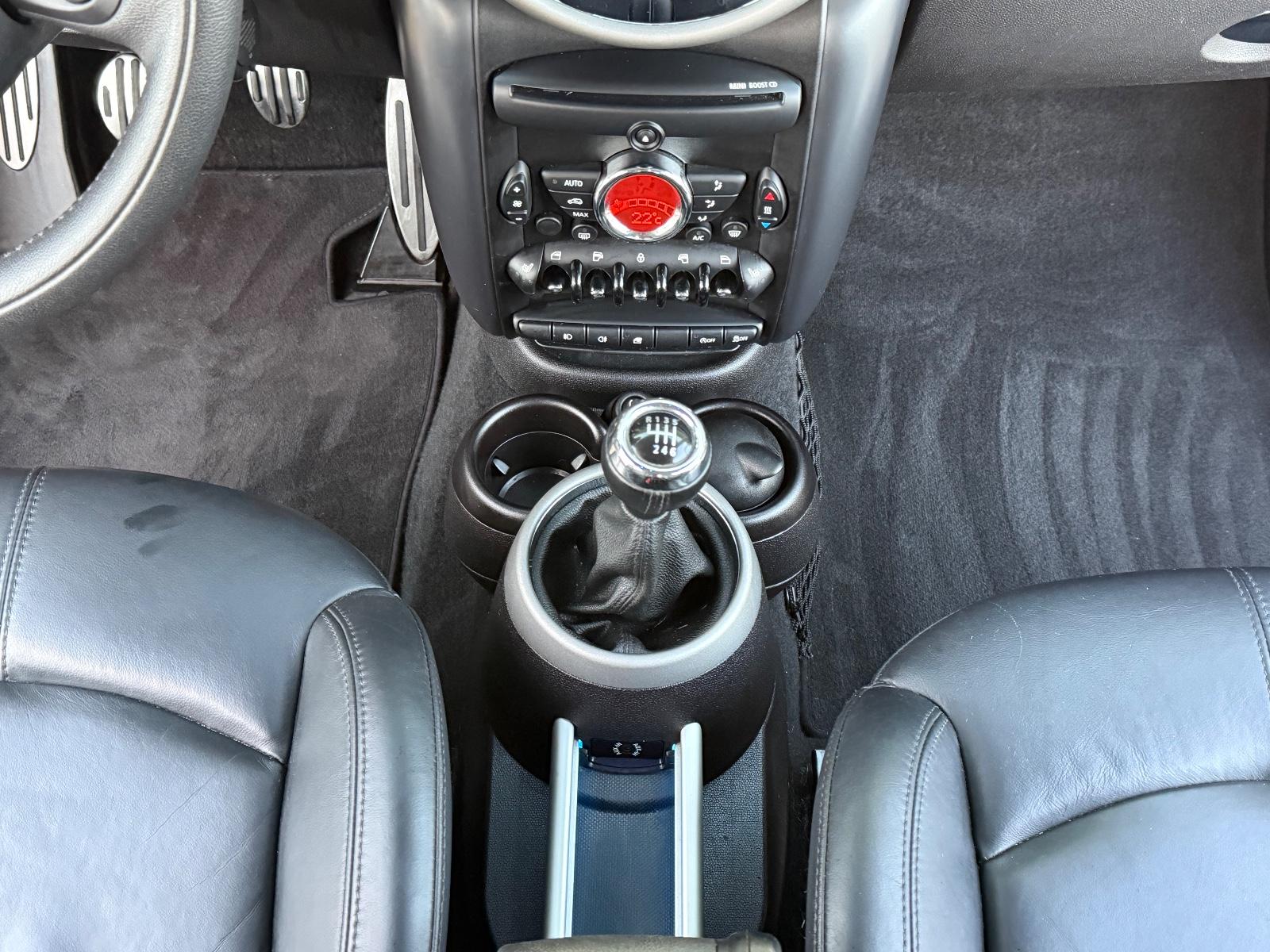 MINI Cooper S Countryman ALL4/XENON/LEDER/PDC/TOP