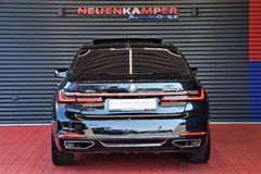 Fahrzeugabbildung BMW 740Ld Lang xDrive Panora Laser 3xTv ACC Massage