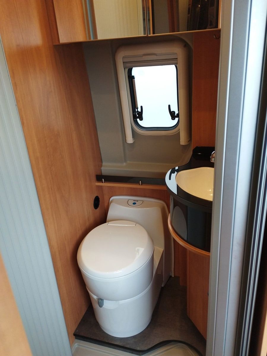 Fahrzeugabbildung Pössl Roadcruiser XL 165 PS AHK,Markise,Navi,Kamera