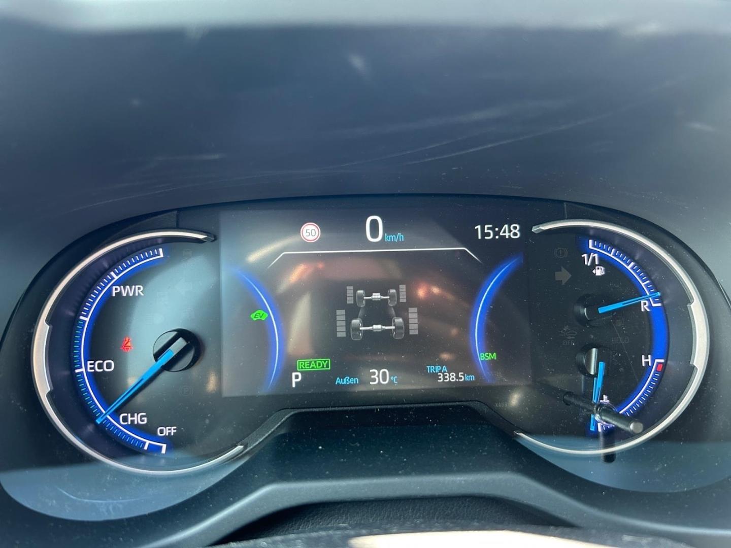 Toyota RAV 4 Hybrid 4x4 Style Selection Navi Soundsyste