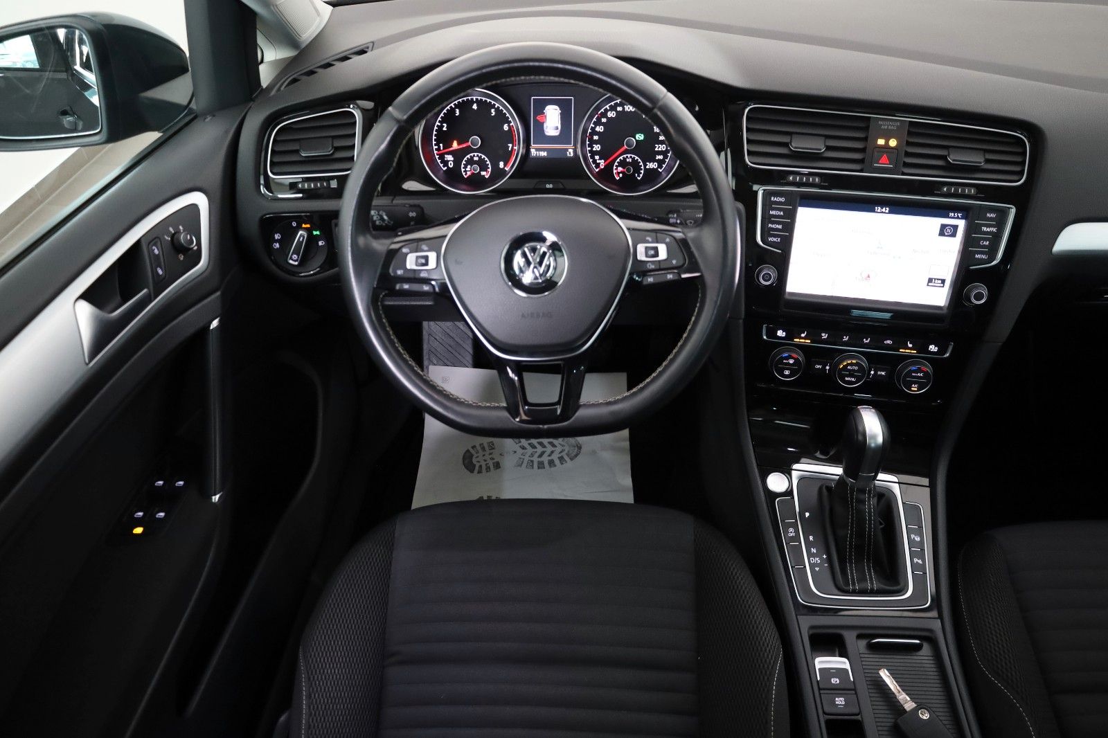 Fahrzeugabbildung Volkswagen Golf VII Variant Cup BMT Navi,Kamera,SH,Panorama