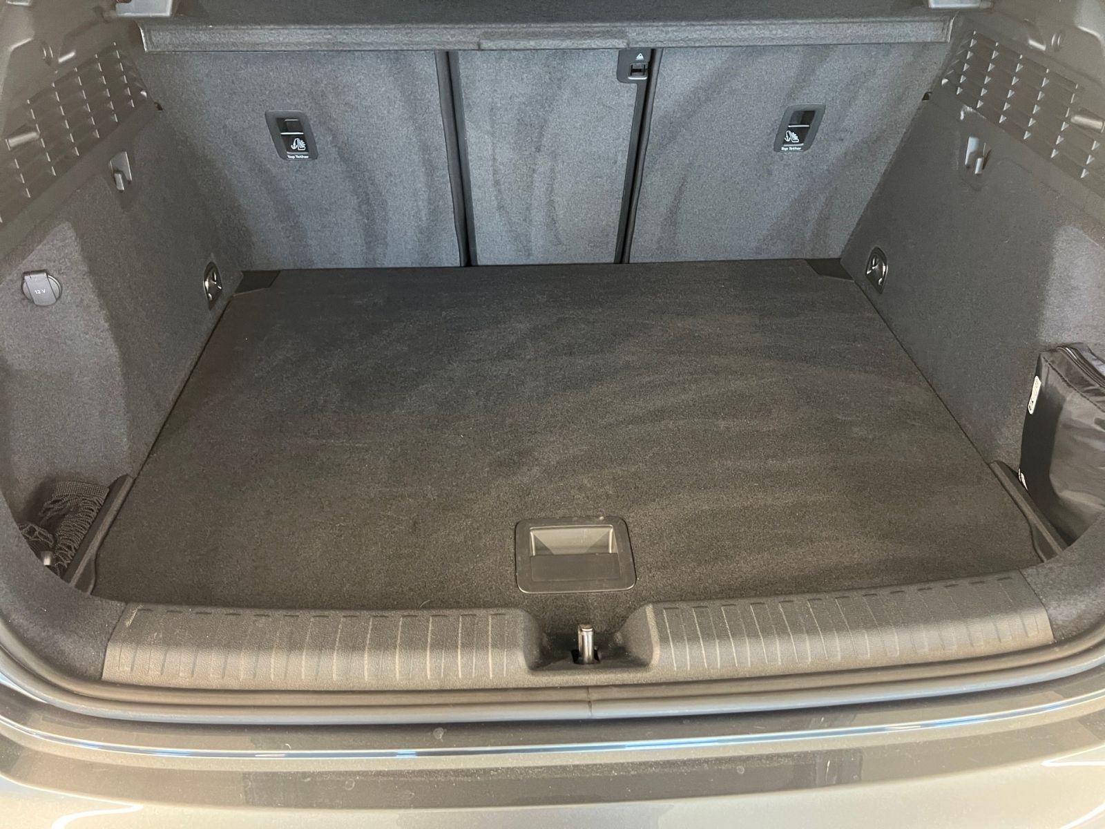 Audi S3 Sportback TFSI S tronic NAVI LED AKRA SONOS