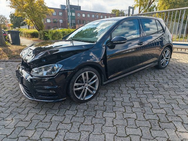 VW Golf VII Lim. Lounge BMT