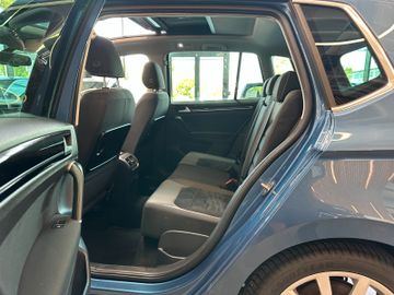 MYAUTOCENTER – Gebraucht- und Jahreswagen mit Werkstattservice in Pfaffenhofen Volkswagen Golf *1-HAND*TÜV:228*PANO*AHK*TEMPO*NAVI*PDC*