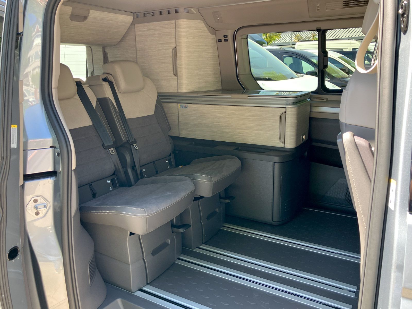 Volkswagen T7 California - Bild 9