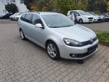 Volkswagen Golf VI Variant Highline*Automatik*1 Hand* - Volkswagen Golf aus 2010: Kombi
