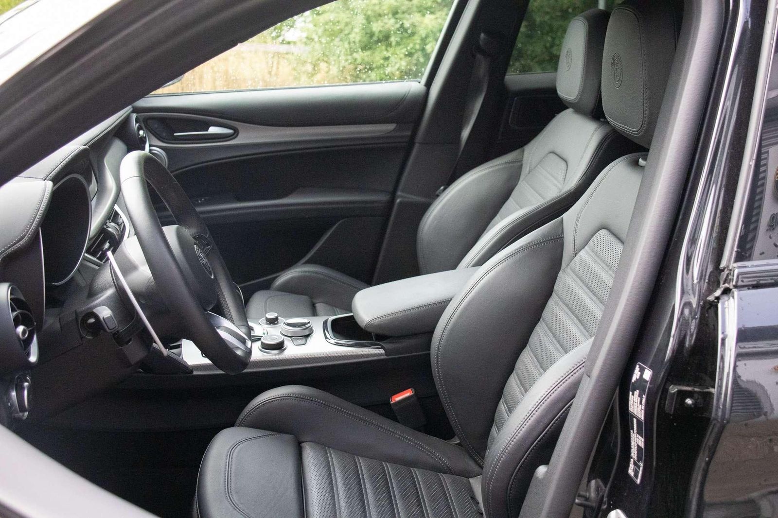 Fahrzeugabbildung Alfa Romeo Stelvio Veloce 2.0 Q4 vom AR Vertragshändler