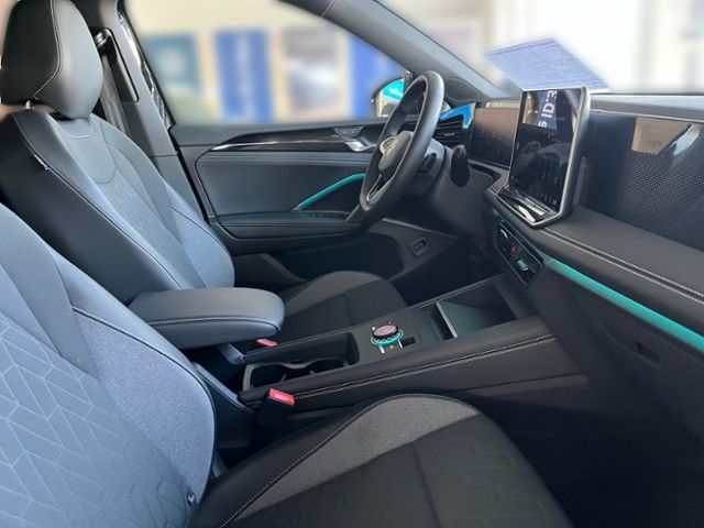 Fahrzeugabbildung Volkswagen Tiguan 1.5 eTSI DSG GOAL LED NAVI KAMERA GJR