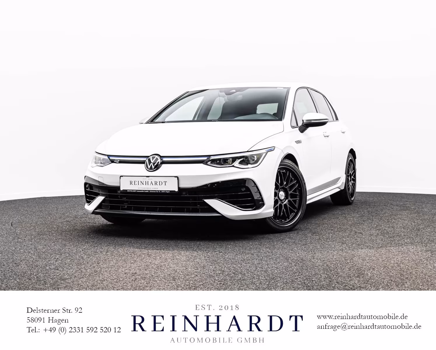 Volkswagen GOLF R PERFORMANCE LED/ACC/AKRAPOVIC/CARPLAY/H&K