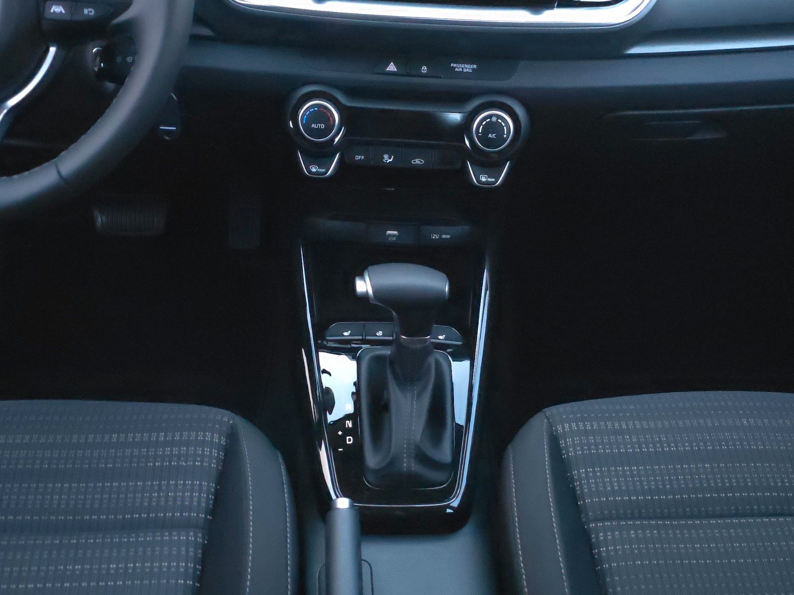 Fahrzeugabbildung Kia Stonic 1.0 T-GDI 100 Vision DCT7 Navi Kamera