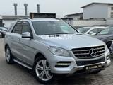 Mercedes-Benz ML 250 CDI 2.HAND+LED+NAVI+ALCNTR+AHK+S.DACH+SHZ - Mercedes-Benz ML 250 aus 2012