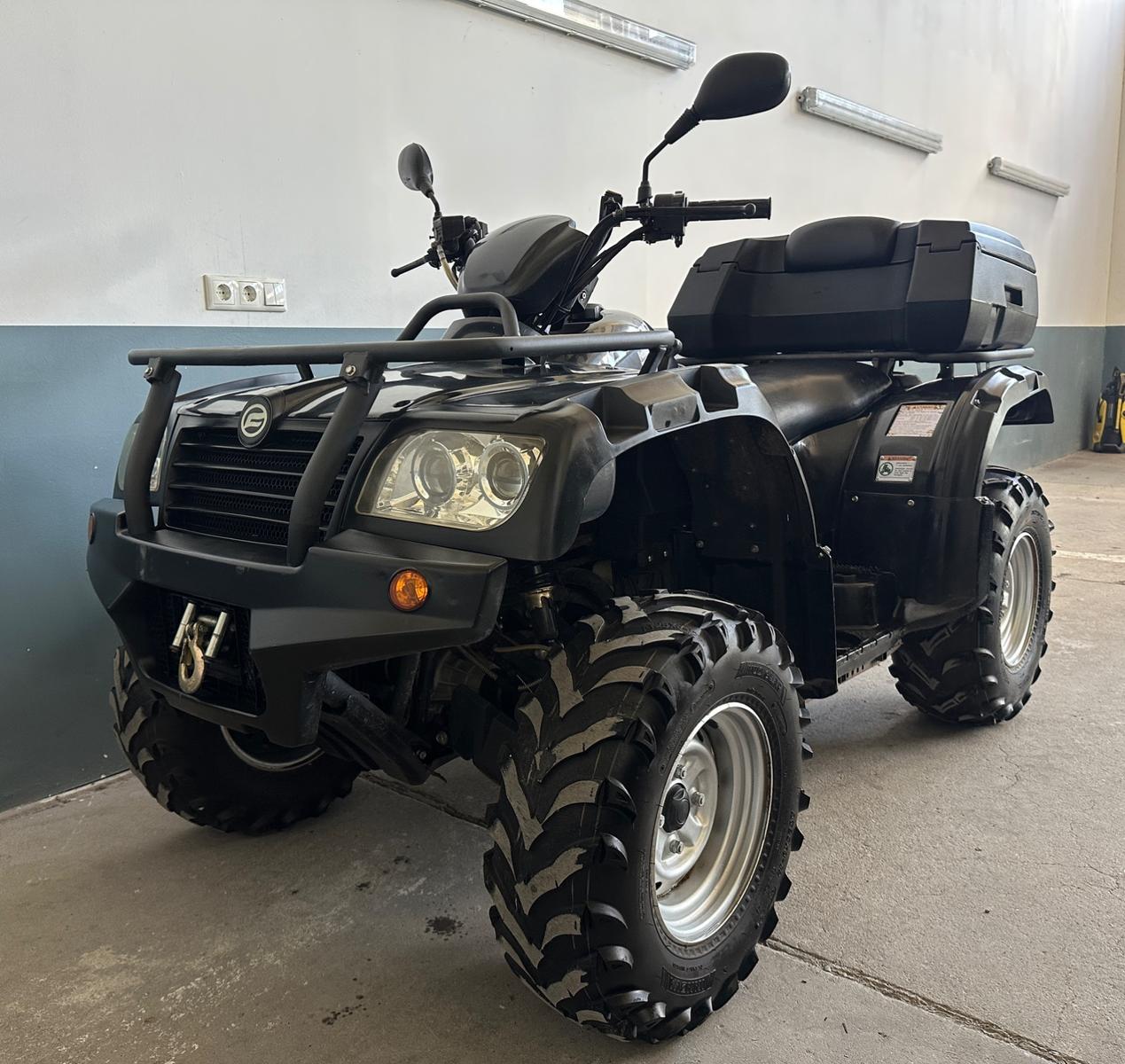 CFMOTO  2014 — салон