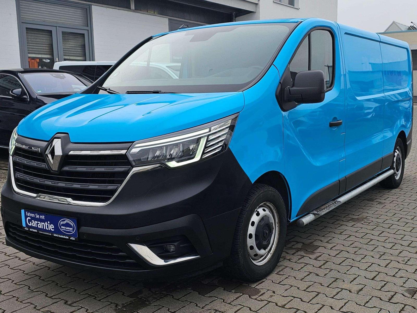 Renault Trafic L2H1 3,0t Komfort LED*SHZ*Trittbrett