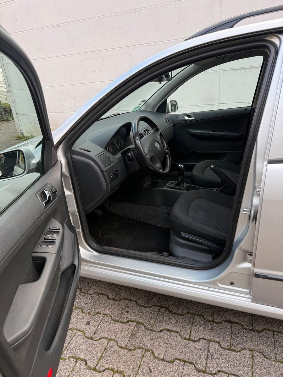 Skoda Fabia 2007 — photo 10
