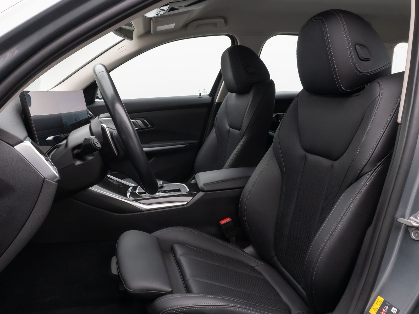 Fahrzeugabbildung BMW 320e Kamera DAB HiFi Sport Leder WidscreenDispl