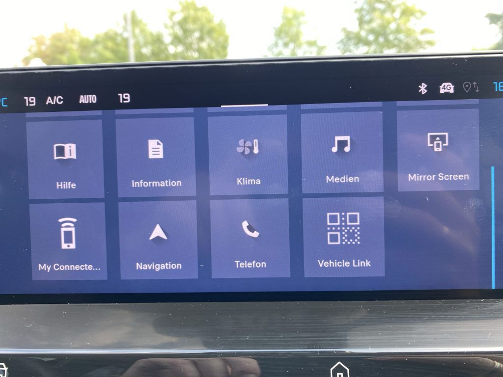 Fahrzeugabbildung Citroën C4 PT 130 S&S *Automatik* MAX *beh. Lenkr*HeadUp