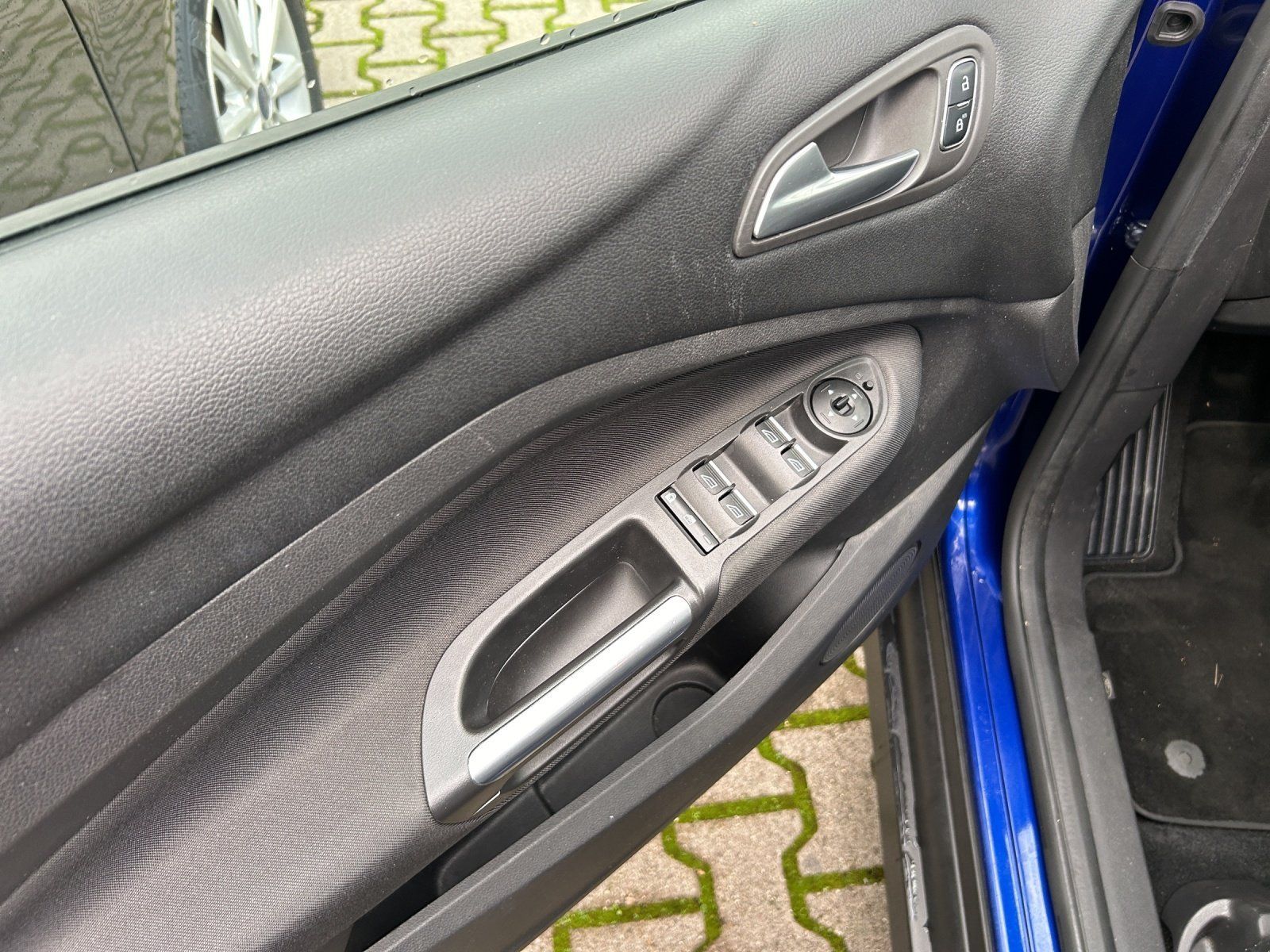 Fahrzeugabbildung Ford C-Max 1.5 EcoBoost Grand Trend