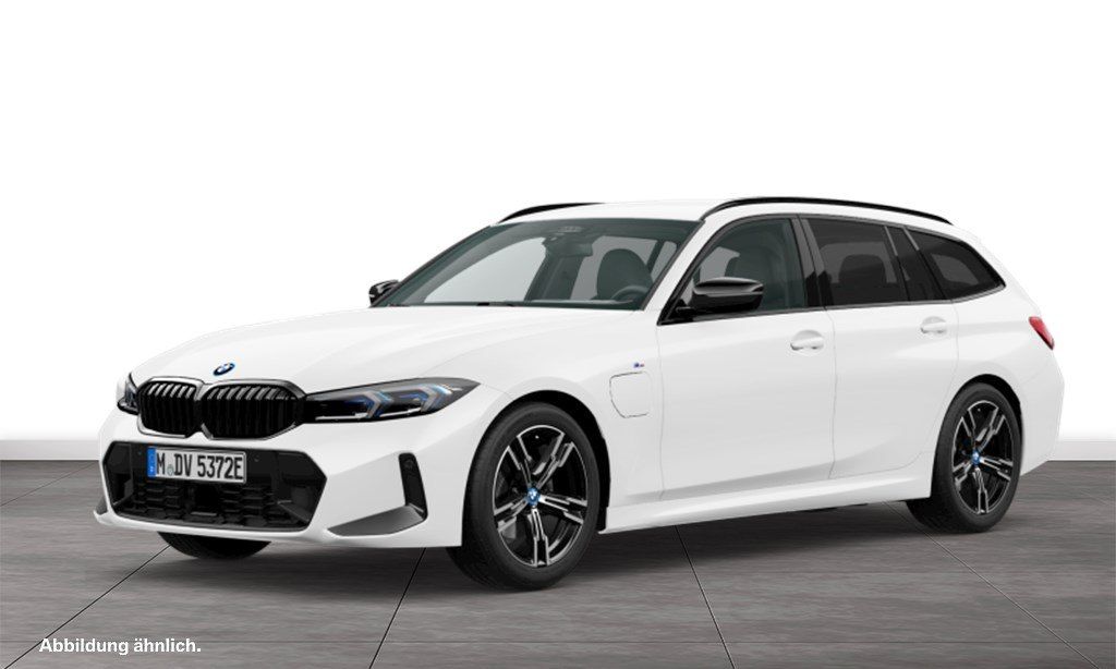 Image of BMW 330