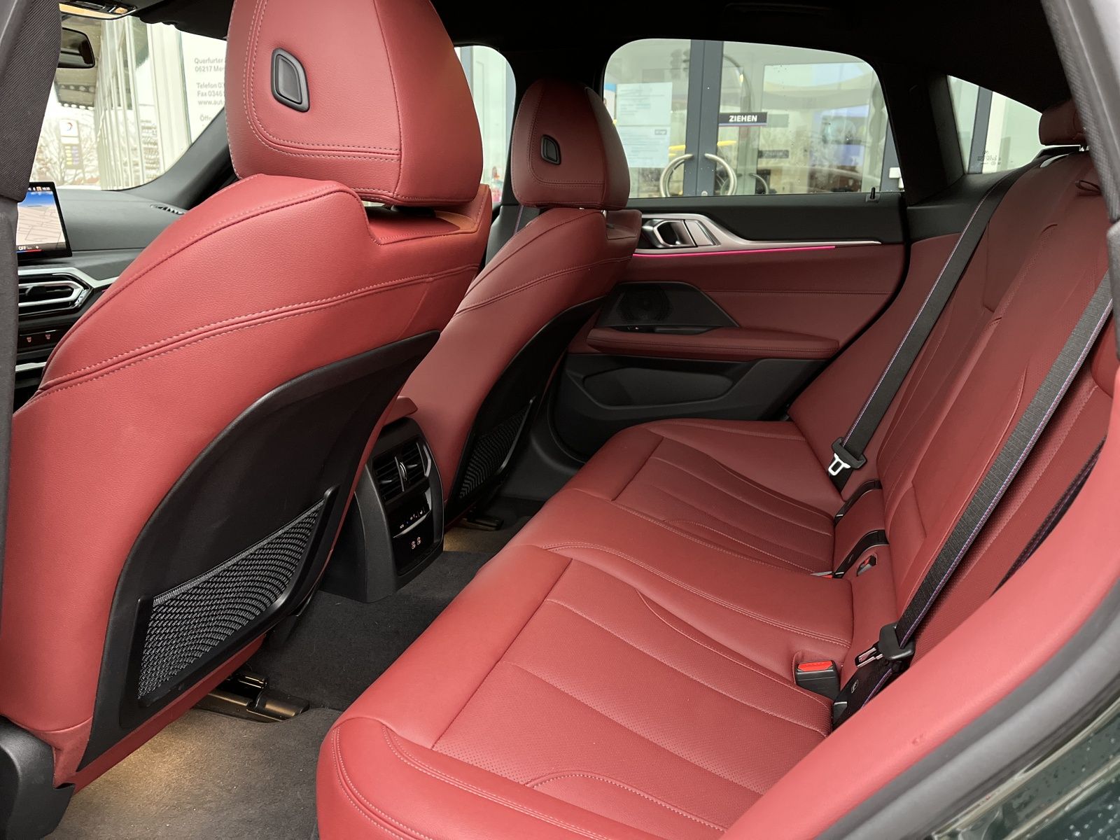 Fahrzeugabbildung BMW i4 eDrive40 GC M-Sport +ParkingAssistent+Komfort