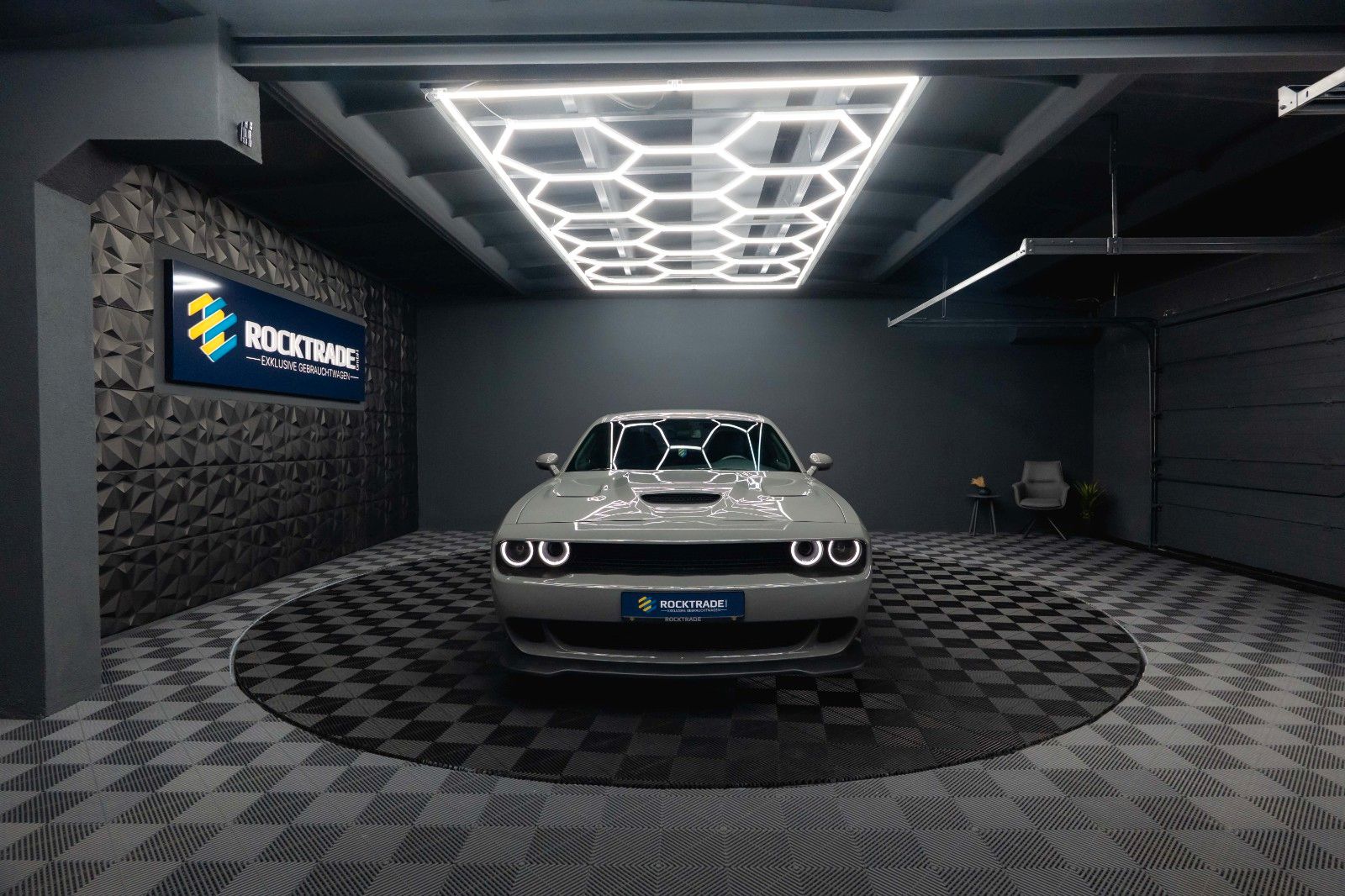 Fahrzeugabbildung Dodge Challenger 3.6 V6 GT SRT Styling *LED*1.Hand*