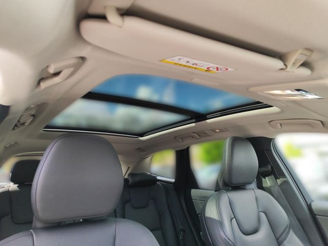 VOLVO XC 60 (Bild 24 von Array)