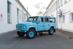Fahrzeugabbildung Land Rover Defender 110 Td5 *Revale Design / 1 of 1*