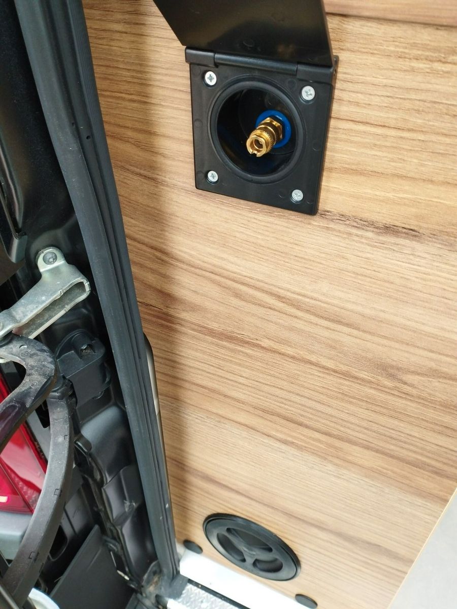 Fahrzeugabbildung Karmann Dexter DE 580 140 PS, Automatik, Alu-Felgen