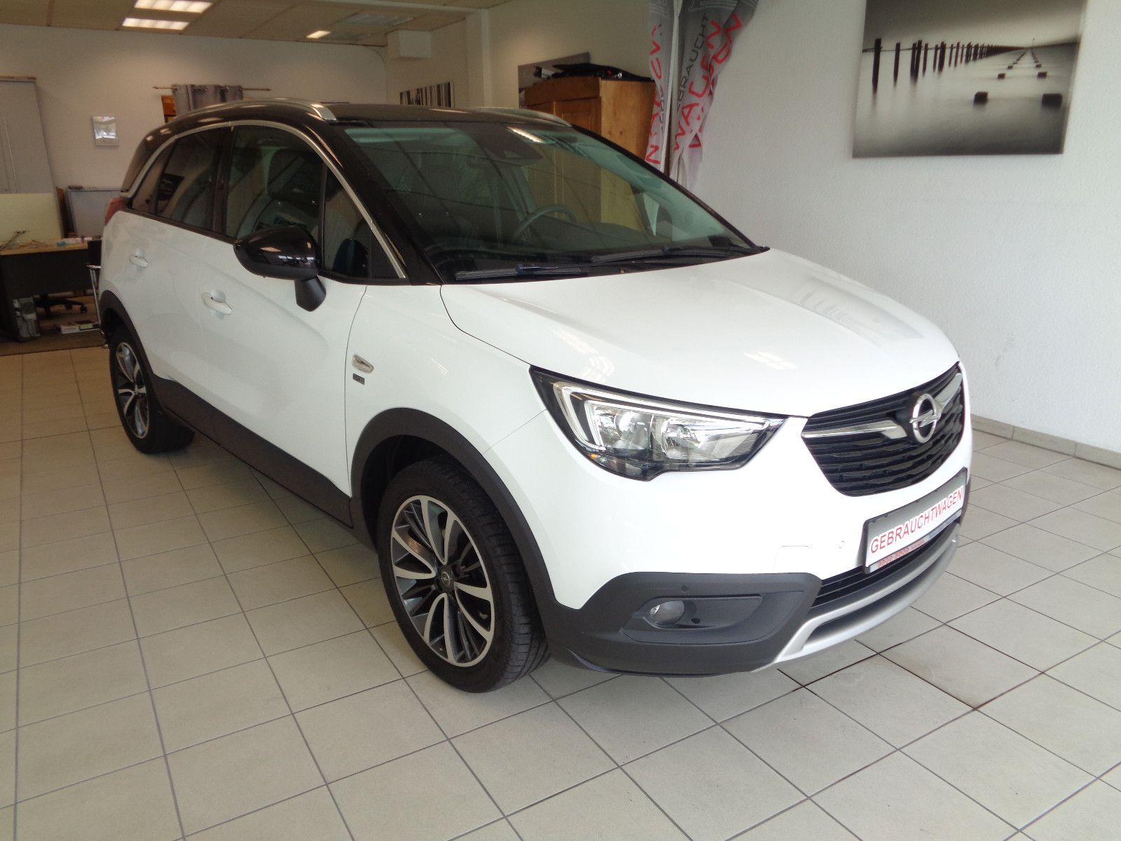 Fahrzeugabbildung Opel Crossland (X) / NAVI / KLIMA /SCHECKHEFT